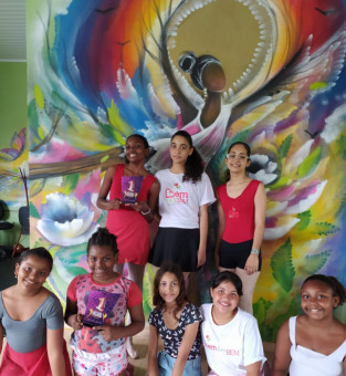 Meninas foram premiadas