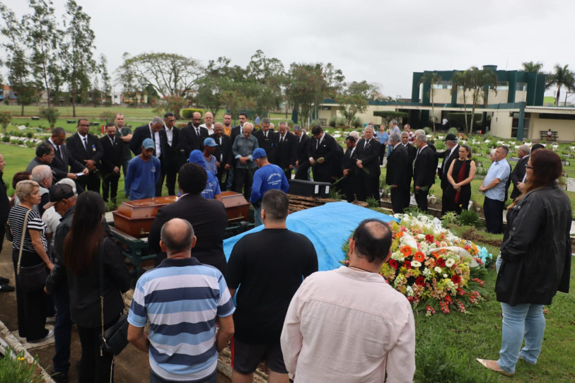 Sepultamento de Benedito Marques 