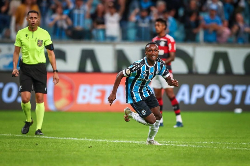Nathan Fernandes balançou a rede contra o Flamengo