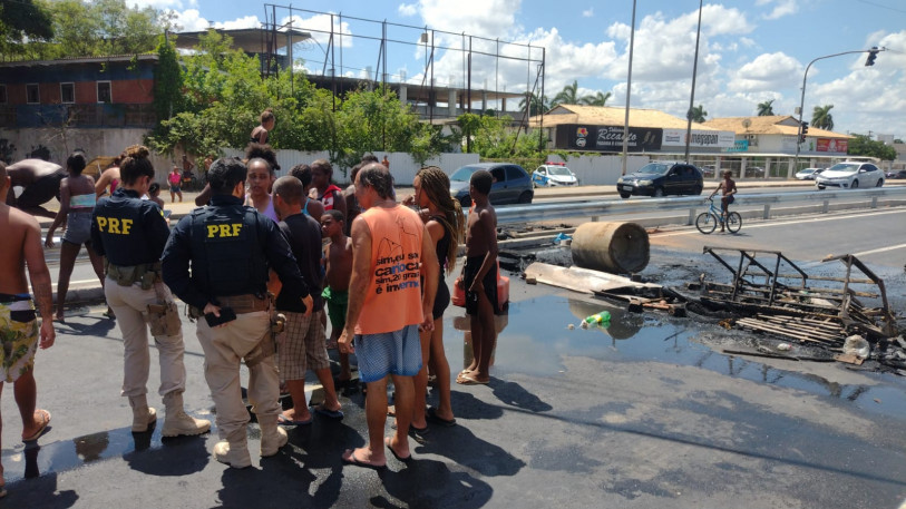 Manifesta��o na BR 101