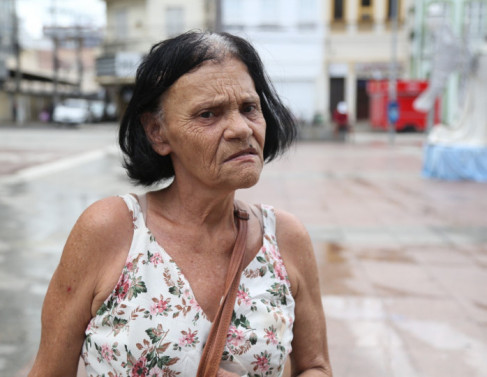 Elizethe Souza  a favor do armamento da GCM em Campos