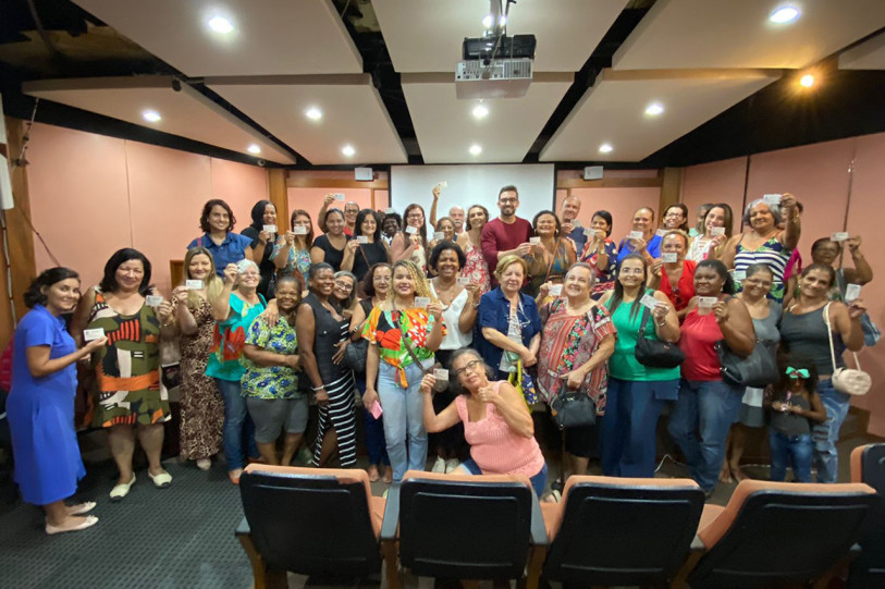 Na última terça, foi realizada entrega a mais 45 artesãos