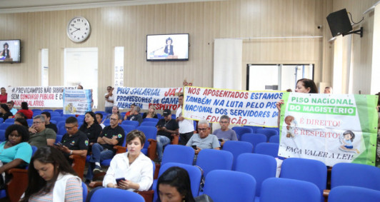 Audincia discute LOA (Fotos: Genilson Pessanha)