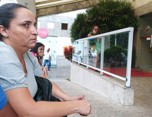 Artes Flvia Silva, 41 anos