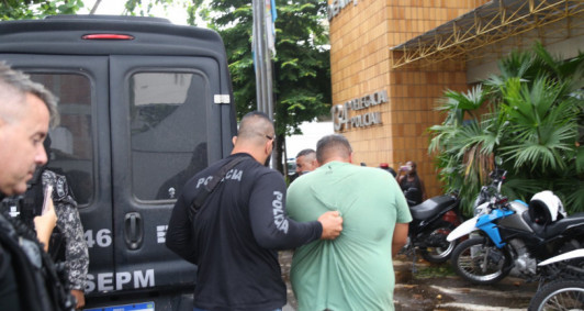 Suposto traficante preso em Campos (Fotos: Genilson Pessanha)