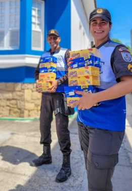 Operação Segurança Presente de Campos arrecada chocolates para crianças em vulnerabilidade social do município