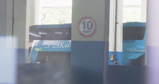 Duas pessoas foram baleadas