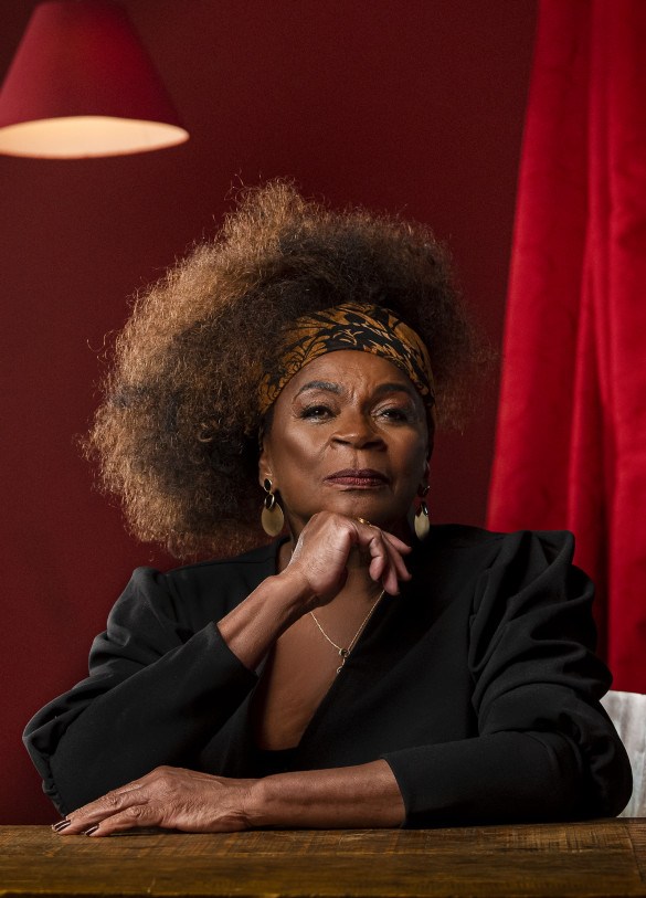 Artista far&aacute; show no Teatro Firjan Sesi Campos sexta-feira