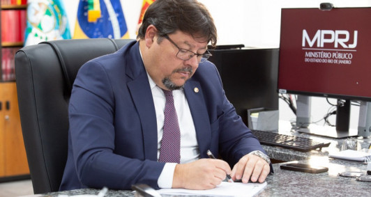 Procurador-geral de Justiça Luciano de Oliveira Mattos