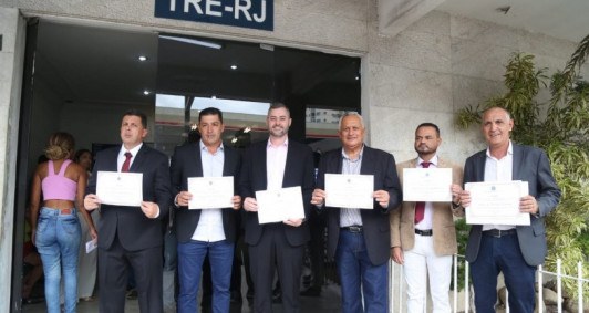 Diploma��o dos seis vereadores (Fotos: Rodrigo Silveira)