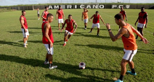 Treino do Americano (Foto: Rodrigo Silveira)