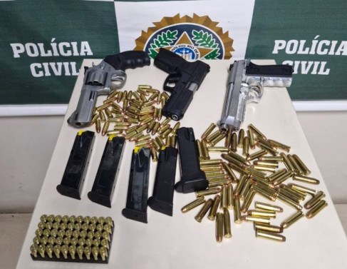 Material apreendido pela Deam