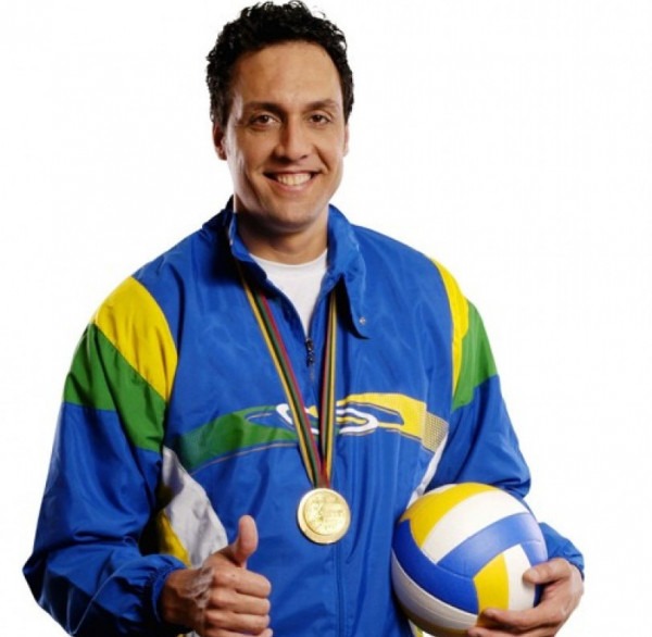 Ex-jogador de vôlei, Pampa está internado em Campos