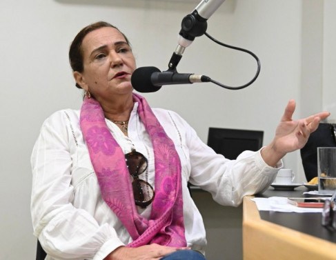 Carla Machado (PT) no programa Folha no Ar, da Folha FM