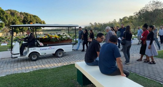 Enterro ocorreu no Cemit&eacute;rio Campo da Paz