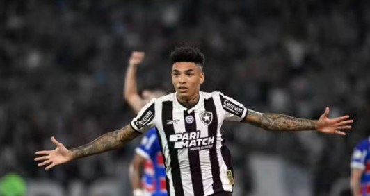 Gol de Igor Jesus no jogo Botafogo x Fortaleza