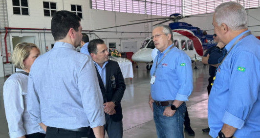 Heliporto Farol de São Tomé recebe visita internacional de executivos da Bristow