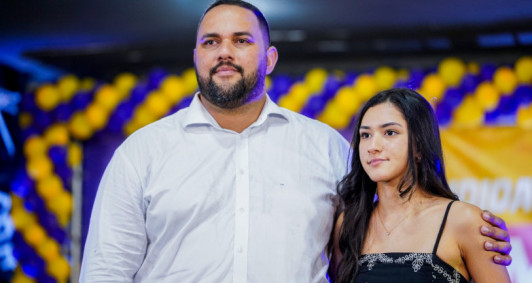 Thamires e o pai, o deputado estadual Thiago Rangel 