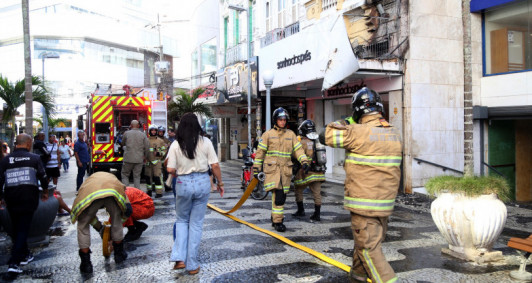 Inc�ndio aconteceu na tarde desta sexta