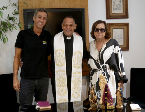 B&ecirc;n&ccedil;&atilde;o de 47 anos da Folha 