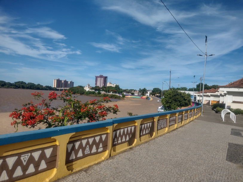 Região do Cais da Lapa vem sendo reocupada culturalmente nos últimos anos