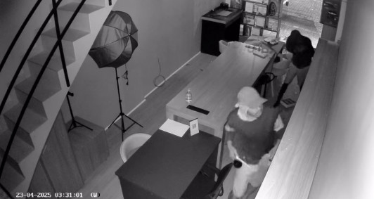 Imagens mostram a&ccedil;&atilde;o dos criminosos