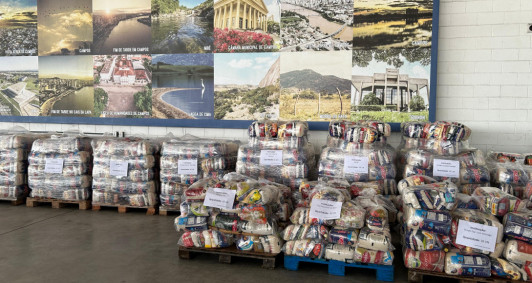 Instituies recebem doaes da Feijoada da Folha