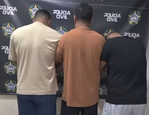 Presos após ação conjunta da 134ª DP (Campos), 128ª DP (Rio das Ostras), PRF, PM e DEAM Campos