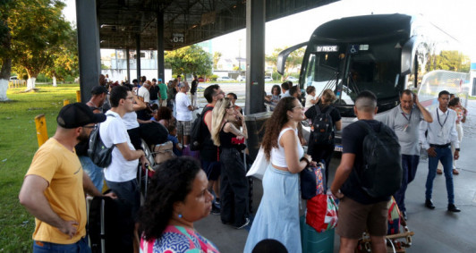 Movimenta&ccedil;&atilde;o de pessoas nas rodovi&aacute;rias de Campos durante as festas de fim de ano