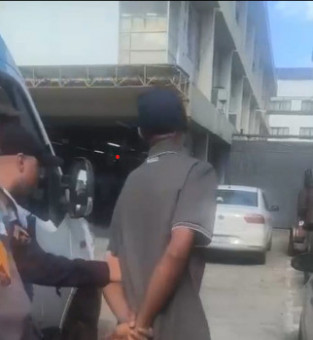 Foragido da justi&ccedil;a preso em Campos 