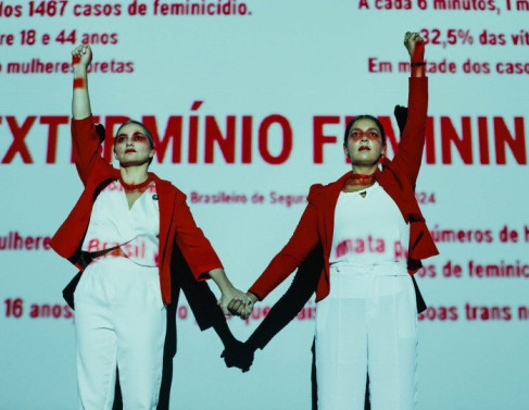 Imagem do filme "Vermelho"