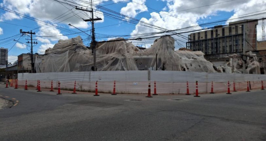 Obra de demoli&ccedil;&atilde;o do Edif&iacute;cio Itu quase no fim