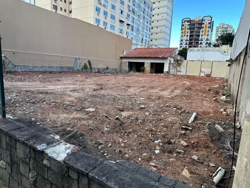 Demoli&ccedil;&atilde;o est&aacute; avan&ccedil;ada