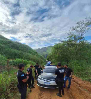 Opera&ccedil;&atilde;o em S&atilde;o Fid&eacute;lis 