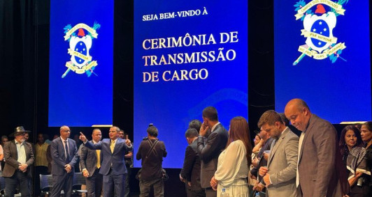 Posse de Frederico Paes na prefeitura de Campos e despedida de Wladimir