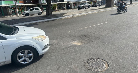 Imagem do buraco no dia 13 de abril