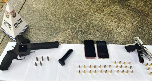 Preso suspeito de ostentar armas nas redes sociais 