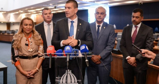 Membros da comiss&atilde;o especial foram anunciados pelo presidente Douglas Ruas