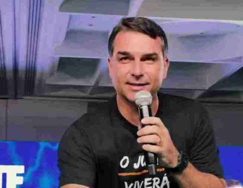 Fl&aacute;vio Bolsonaro em Sorocaba (SP)