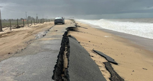 Ressaca atinge estrada Farol x Barra do Furado