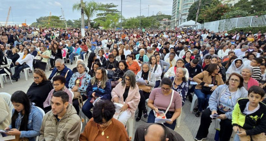 Celebra&ccedil;&atilde;o de Corpus Christi em Maca&eacute;