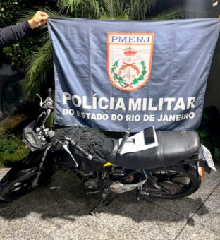 Moto apreendida durante persegui&ccedil;&atilde;o 