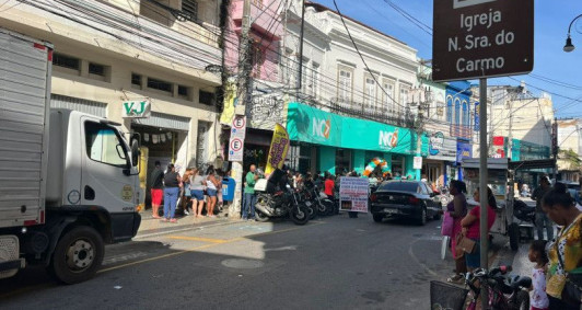 Inaugura��o de loja atrai multid�o (Fotos: M�rio S�rgio Junior)