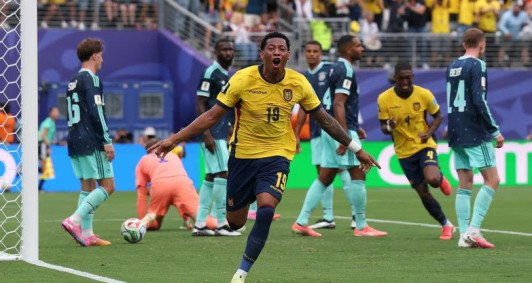 Equador vence a Alemanha