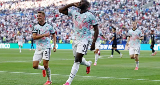 Lukaku comemora gol da B&eacute;lgica contra os Estados Unidos