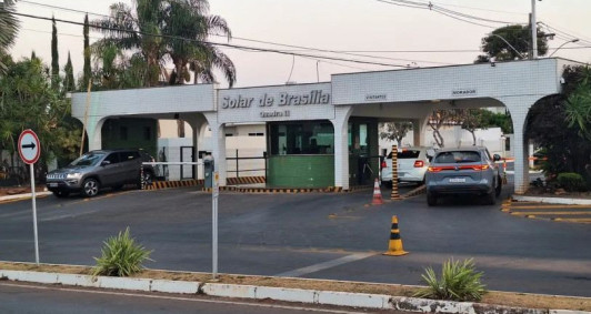 O ministro tamb&eacute;m ampliou as restri&ccedil;&otilde;es &agrave;s quais Bolsonaro est&aacute; sujeito por estar em pris&atilde;o domiciliar