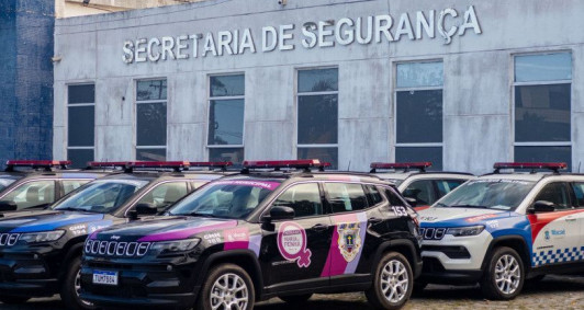 Entrega de equipamentos e viaturas da Guarda Municipal de Maca&eacute;