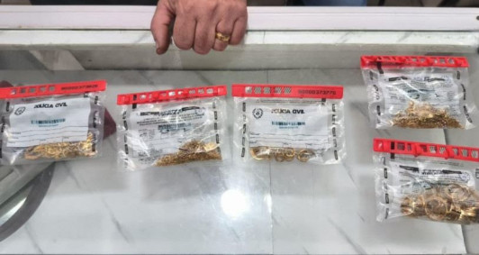 Joias apreendidas nesta ter&ccedil;a-feira
