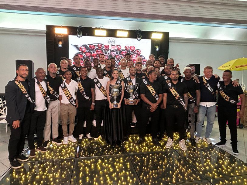 Festa em celebra&ccedil;&atilde;o ao t&iacute;tulo da S&eacute;rie A2 aconteceu nessa ter&ccedil;a-feira