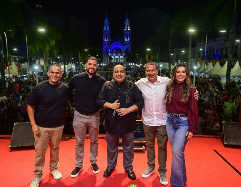 Show do Padre Omar em Campos